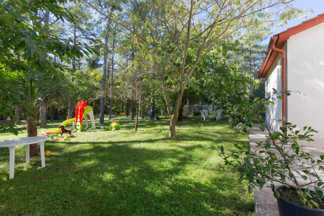 House Kontus Hotel Plomin Exterior foto